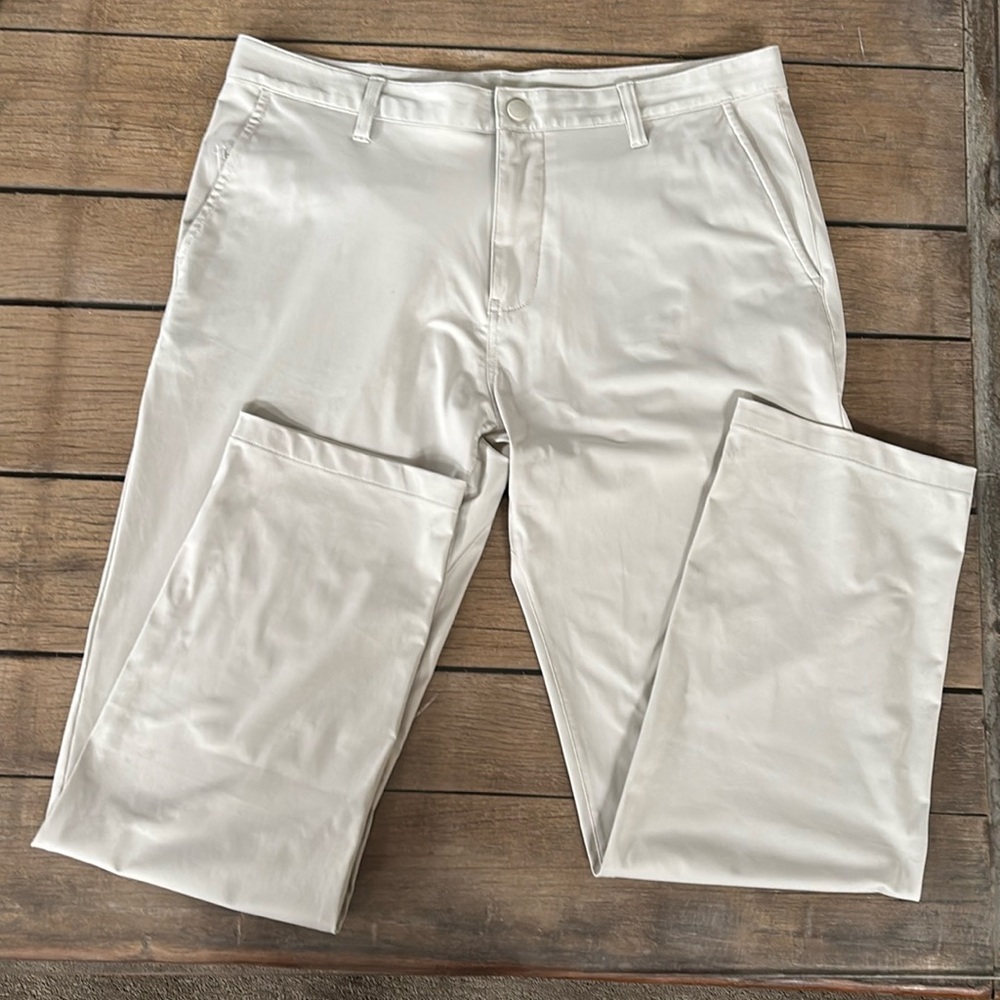 Rhone 34” W 30”L stone Commuter Classic Fit Pants